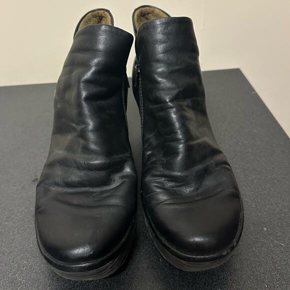 Fly London Yip Leather Wedge Boot Black Leather Size 39 8-8.5 Comfort Shoes - Picture 2 of 14